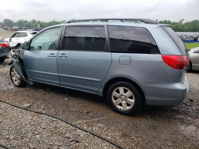 2007 Toyota Sienna CE