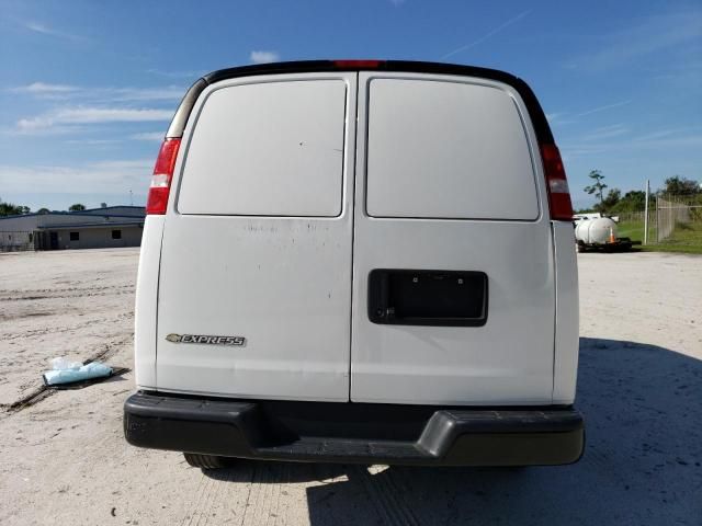 2020 Chevrolet Express G2500