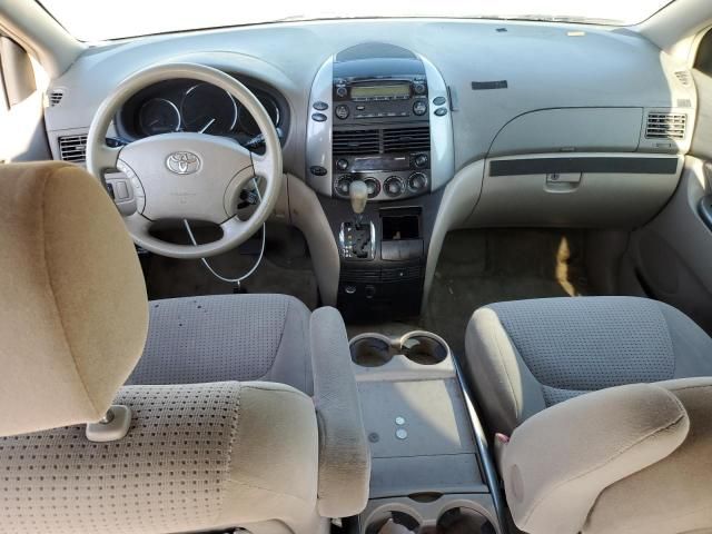 2006 Toyota Sienna CE