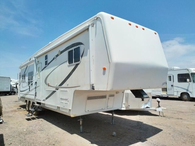 2007 Trailers Supreme