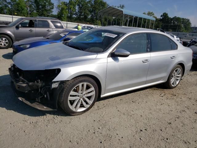 2019 Volkswagen Passat Wolfsburg