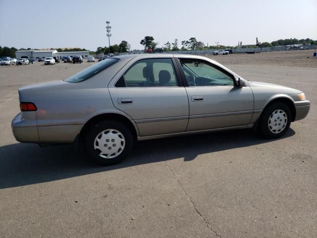 1999 Toyota Camry LE