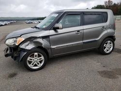 KIA Vehiculos salvage en venta: 2011 KIA Soul +