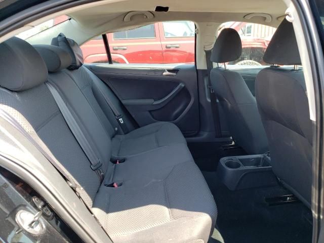 2011 Volkswagen Jetta Base