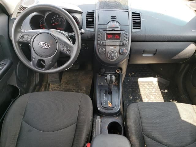 2010 KIA Soul +