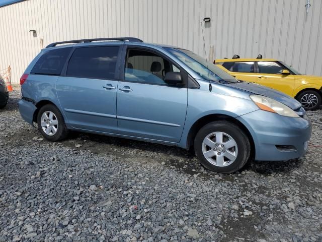 2008 Toyota Sienna CE