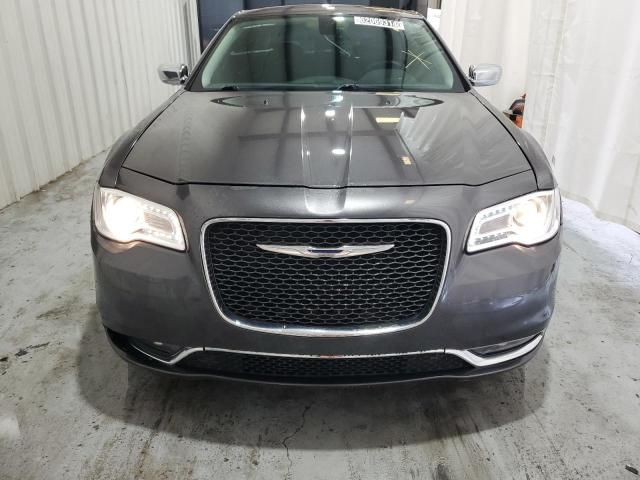 2016 Chrysler 300C