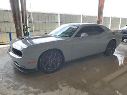 Carros dañados por inundaciones a la venta en subasta: 2021 Dodge Challenger GT