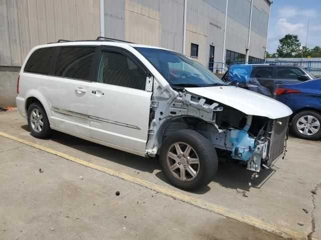 2012 Chrysler Town & Country Touring