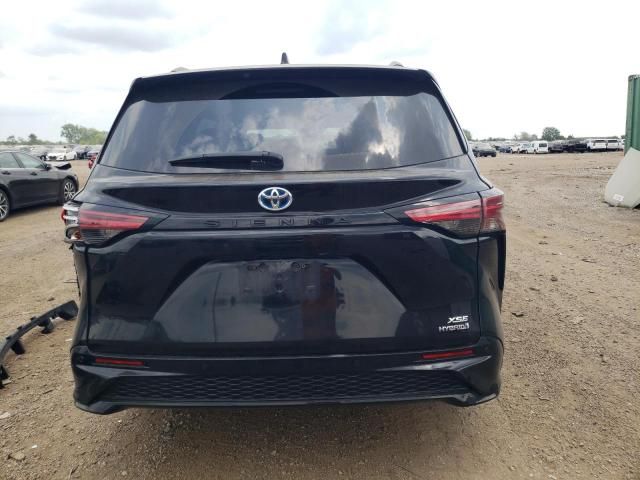 2022 Toyota Sienna XSE