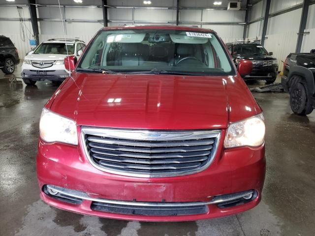 2016 Chrysler Town & Country Touring