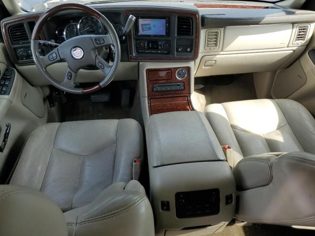 2005 Cadillac Escalade Luxury