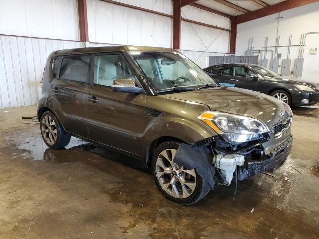 2013 KIA Soul +