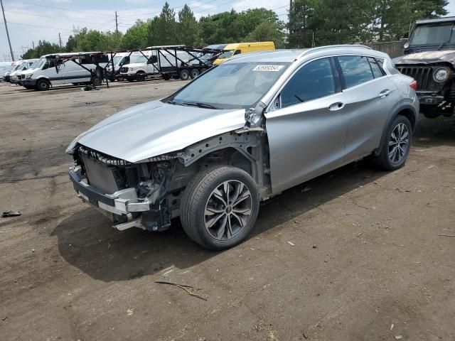 2017 Infiniti QX30 Base