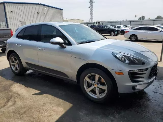 2017 Porsche Macan