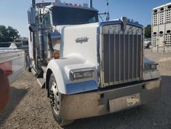 Salvage trucks for sale at Des Moines, IA auction: 2000 Kenworth Construction W900