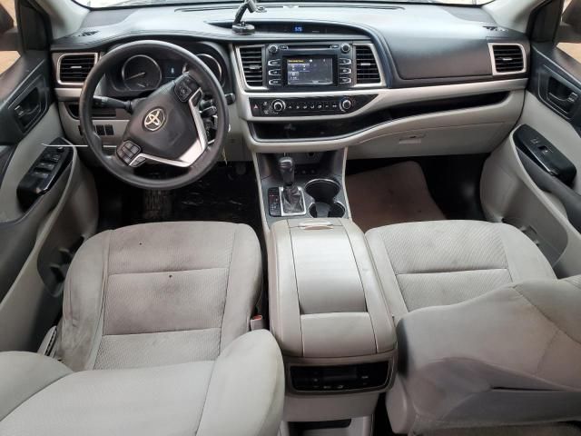 2016 Toyota Highlander LE