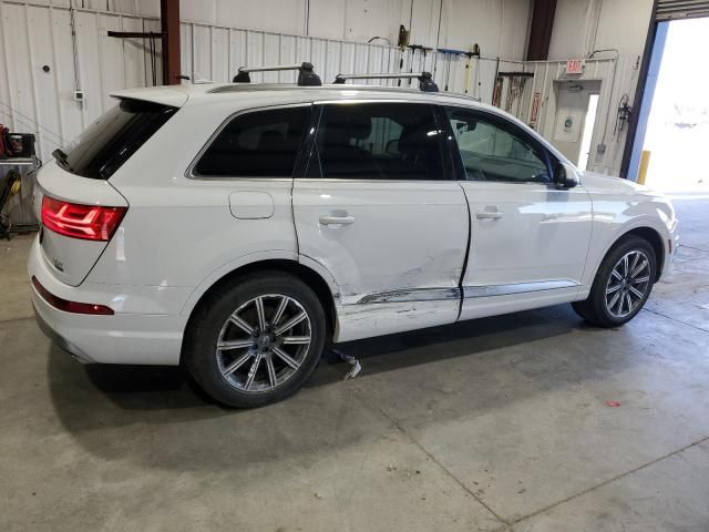 2020 Audi Q7 Prestige