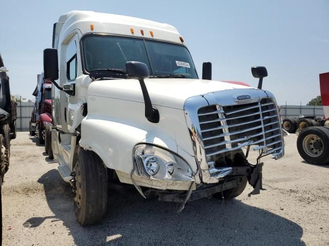 2014 Freightliner Cascadia 125