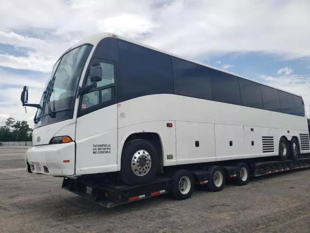 2007 Motor Coach Industries Transit Bus