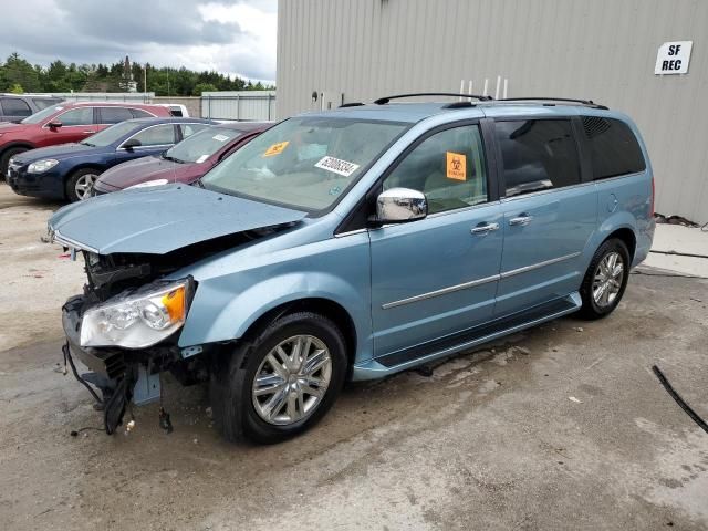 2010 Chrysler Town & Country Limited