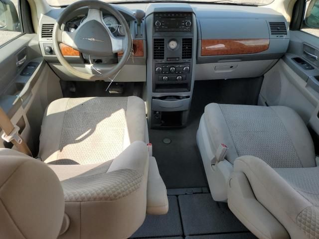 2008 Chrysler Town & Country LX