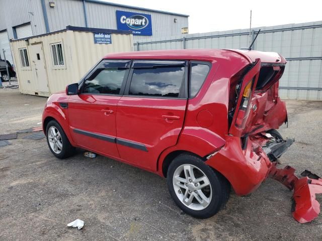 2011 KIA Soul +