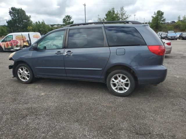 2006 Toyota Sienna LE