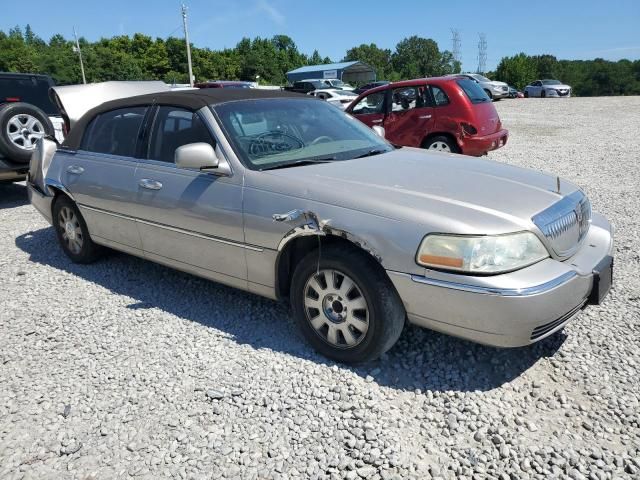 2003 Lincoln Town Car Executive