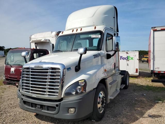 2017 Freightliner Cascadia 125