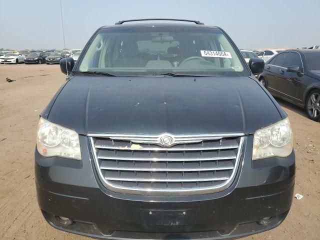 2010 Chrysler Town & Country Touring