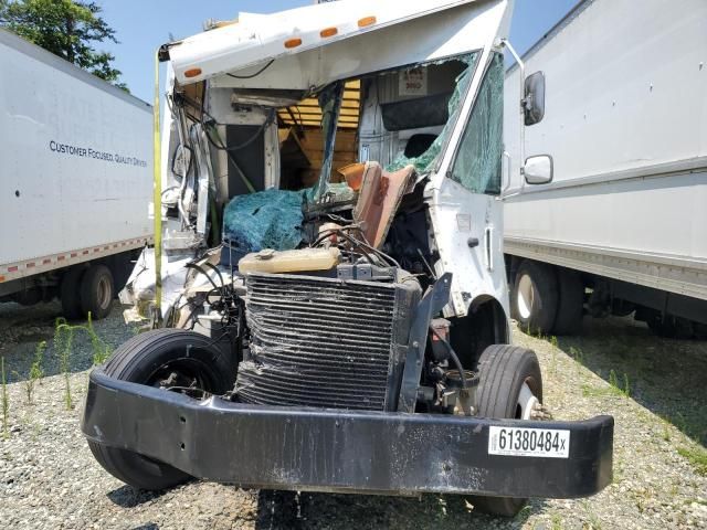 2007 Freightliner Chassis M Line WALK-IN Van