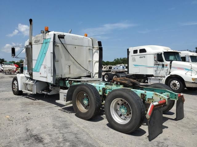 2000 Freightliner Conventional FLD120