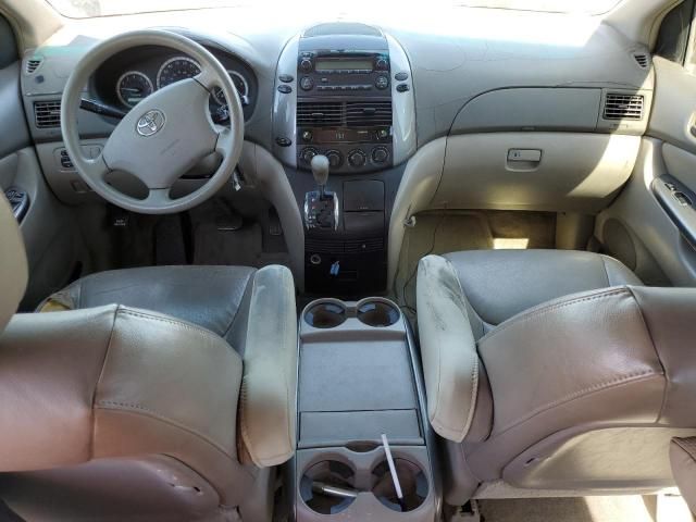 2006 Toyota Sienna CE