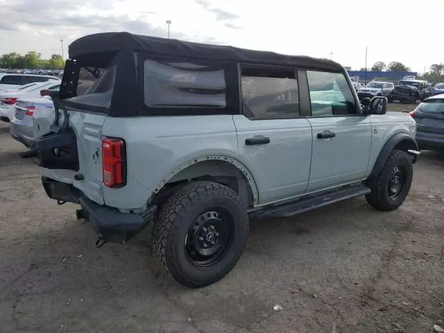 2021 Ford Bronco Base