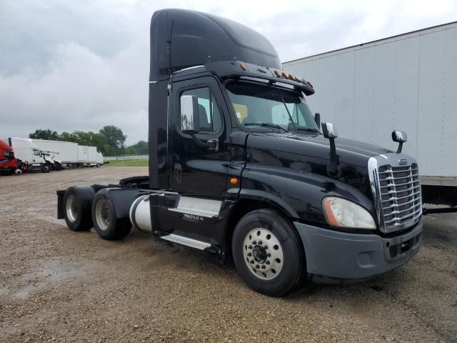 2014 Freightliner Cascadia 125