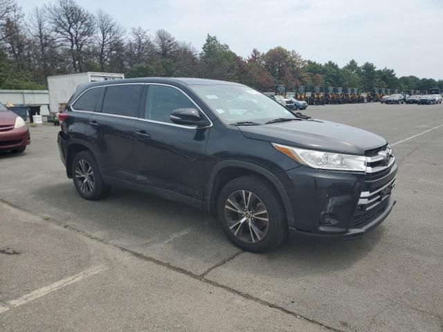 2019 Toyota Highlander LE