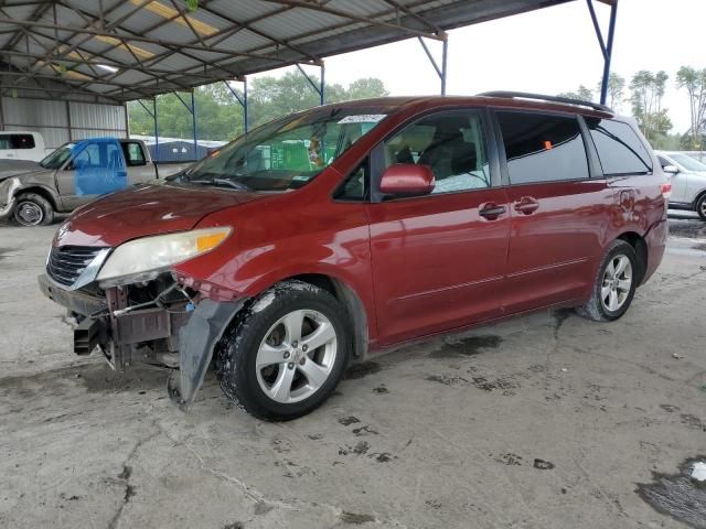 2012 Toyota Sienna LE