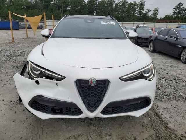 2022 Alfa Romeo Stelvio TI