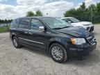 2016 Chrysler Town & Country Touring L