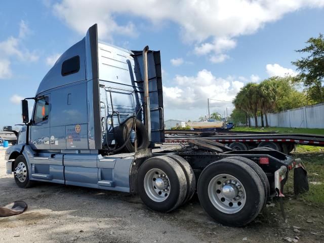 2014 Volvo VN VNL