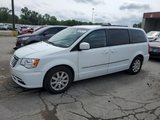 2016 Chrysler Town & Country Touring