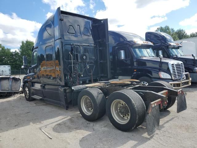 2016 Freightliner Cascadia 125