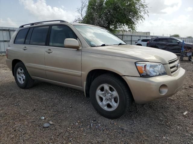 2004 Toyota Highlander Base