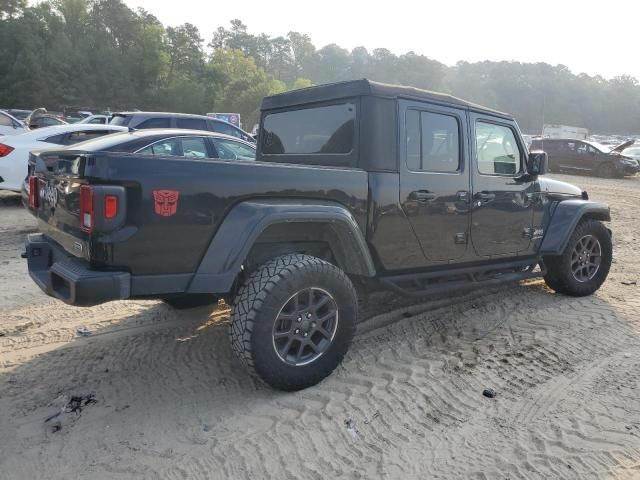 2022 Jeep Gladiator Overland