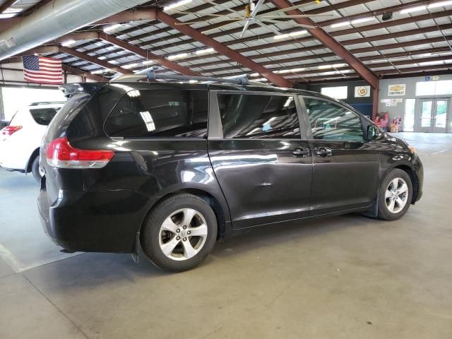 2012 Toyota Sienna LE