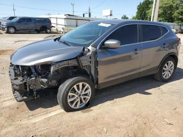 2022 Nissan Rogue Sport S