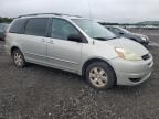 2004 Toyota Sienna CE