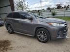 2017 Toyota Highlander SE