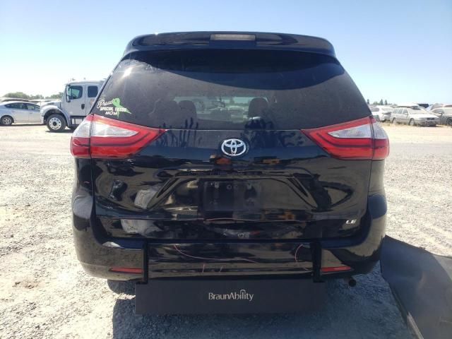 2015 Toyota Sienna LE